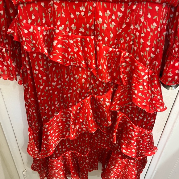 Red Ruffled Midi Dress - Picture 9 of 9